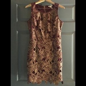 The red dress boutique never warn